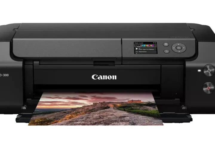 Canon PRO-300 – najlepsza drukarka do zdjęć, która wydrukuje Twój krajobraz z zachodem słońca.