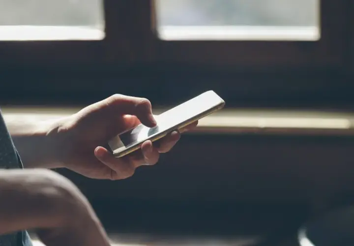 Jak sprawdzić aparat w telefonie i uniknąć problemów z jakością?