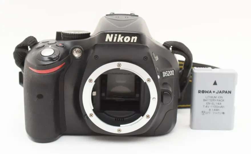 Nikon D5200 - czy ta lustrzanka wciąż ma sens?